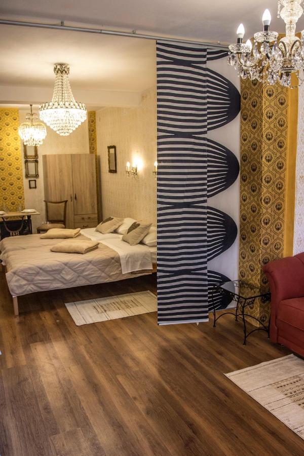 Boki Apartmant Subotica Buitenkant foto