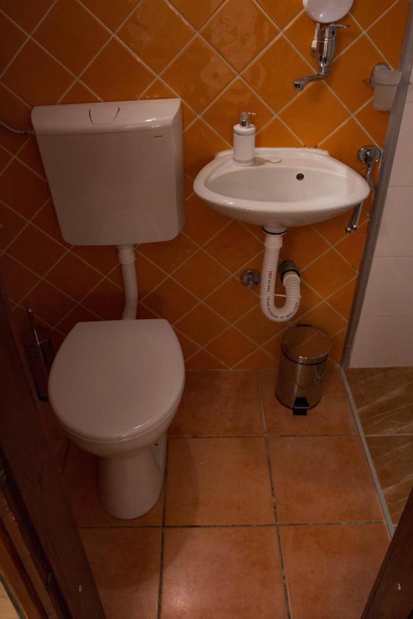 Boki Apartmant Subotica Buitenkant foto
